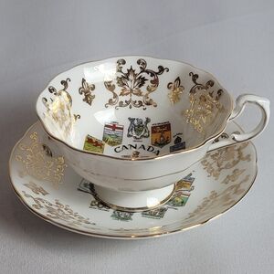 Vtg Paragon Teacup & Saucer Set Fine Bone China Canada Coat of Arms & Emblems